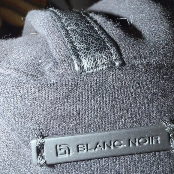 BLANC NOIR
Maitri Traveler Jac $200 black faux leather active casual spring - Picture 12 of 16